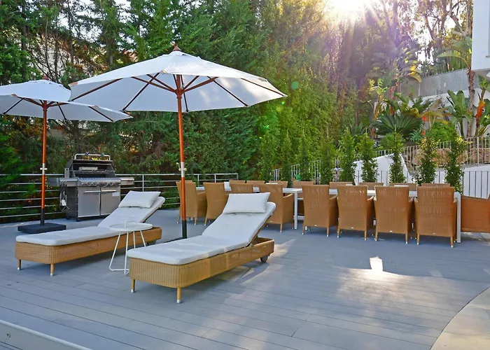 Extraordinary 7 Bdrm W Pool, Gym, Cinema * Marbellac