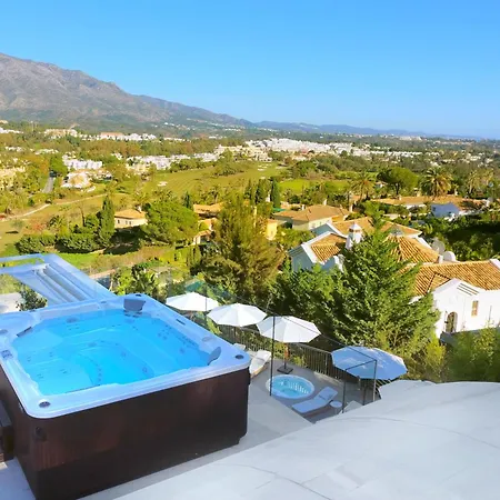 Lejlighed Extraordinary 7 Bdrm W Pool, Gym, Cinema Marbella