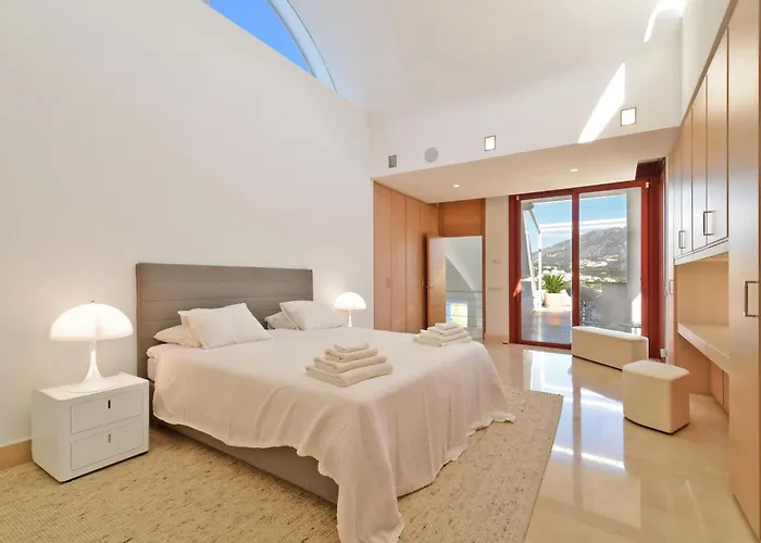 Apartamento Extraordinary 7 Bdrm W Pool, Gym, Cinema