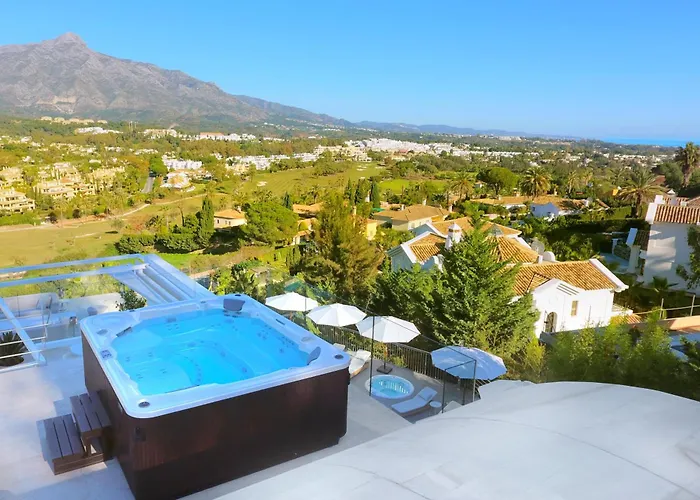 Apartamento Extraordinary 7 Bdrm W Pool, Gym, Cinema Marbella